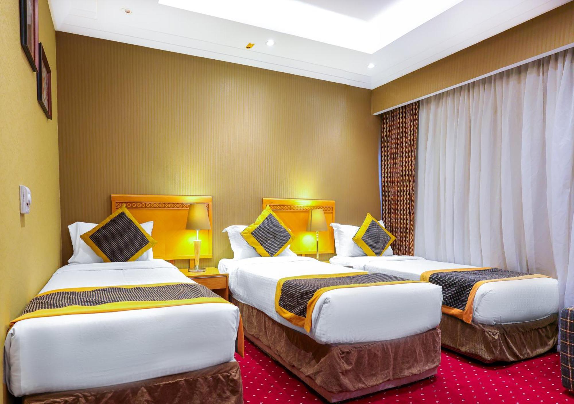 Al Ansar Golden Tulip Hotel Медина Екстериор снимка